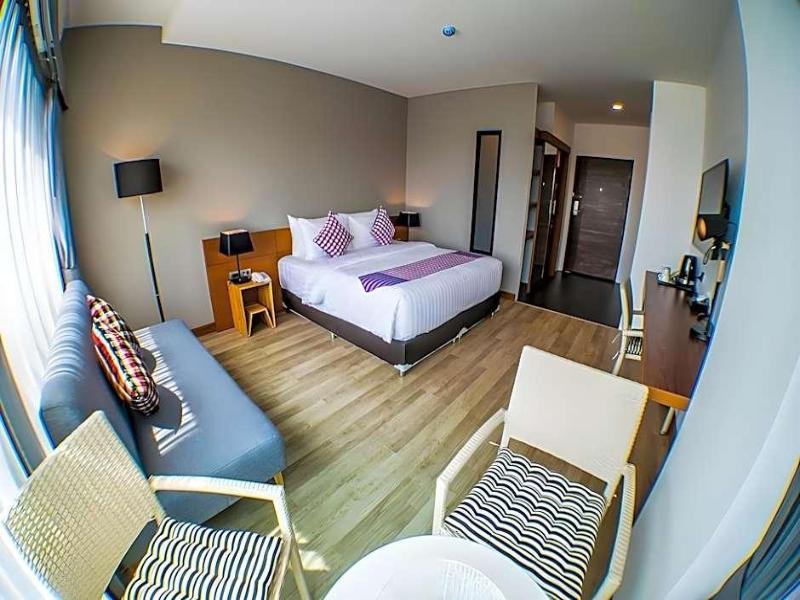 Comet Hotel Surat Thani image