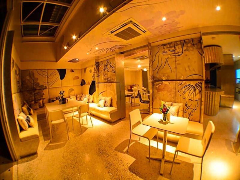 Comet Hotel Surat Thani image