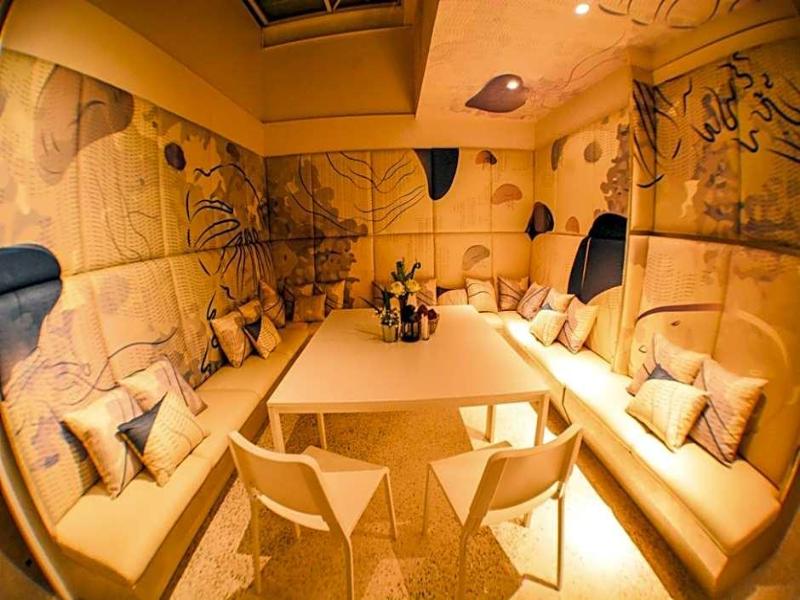 Comet Hotel Surat Thani image
