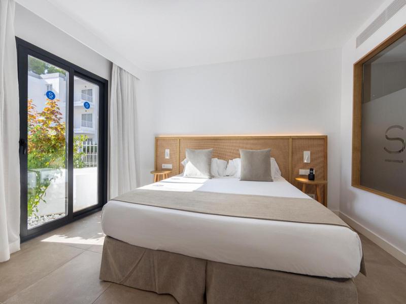 Sofia Alcudia Beach image