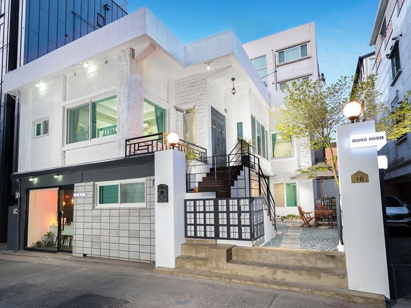 MONO HOUSE HONGDAE 2 4