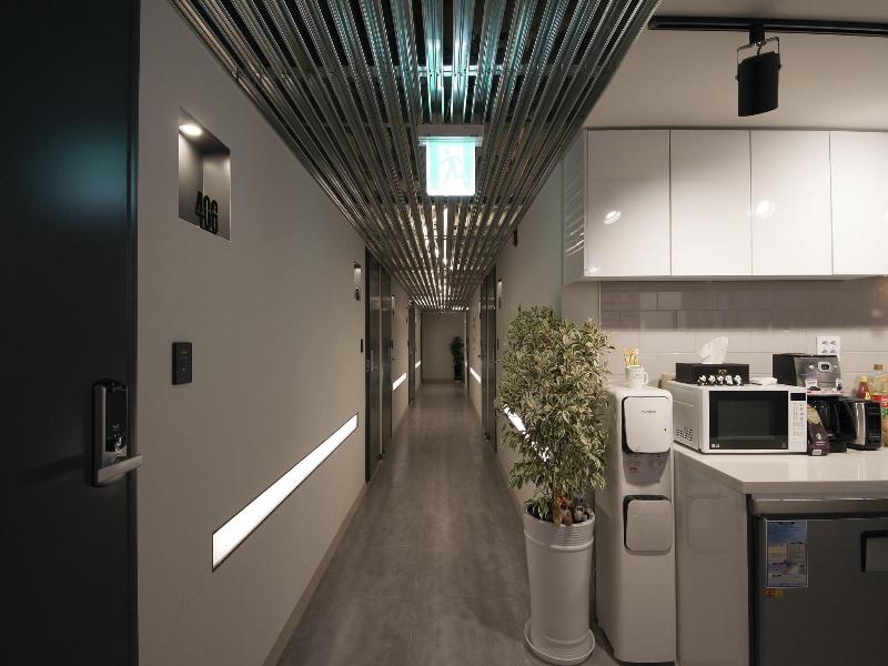 K-Guesthouse Myeongdong 4 image