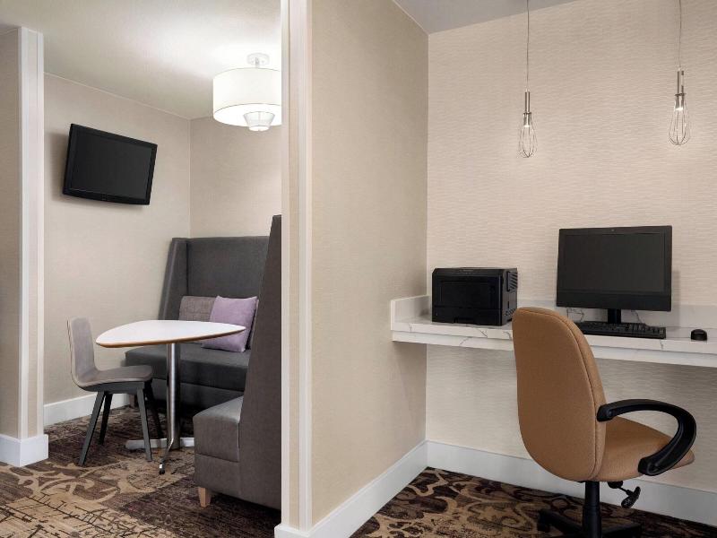 Residence Inn Vacaville image