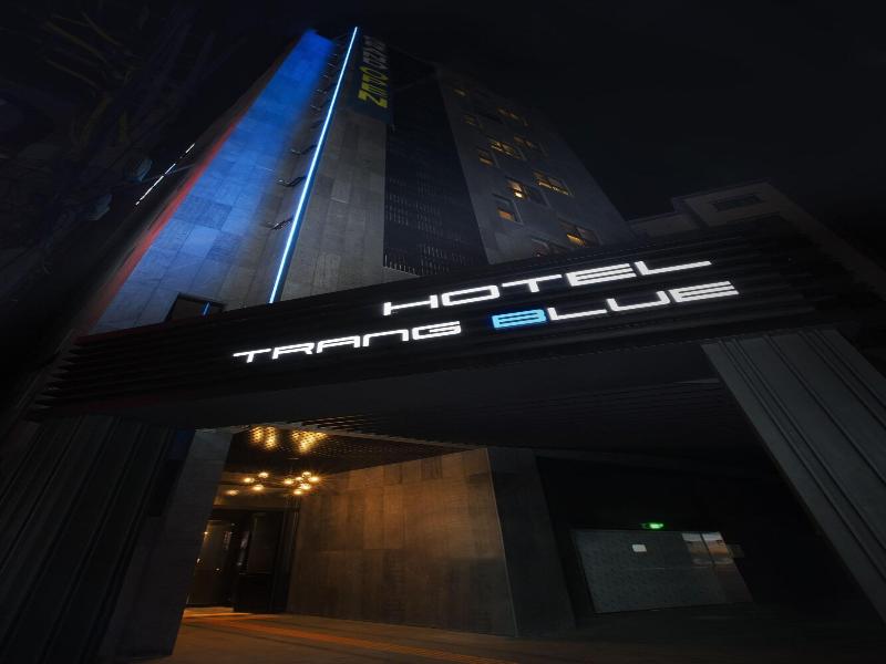 Trang blue hotel image