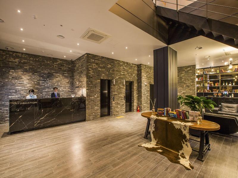 Trang blue hotel image
