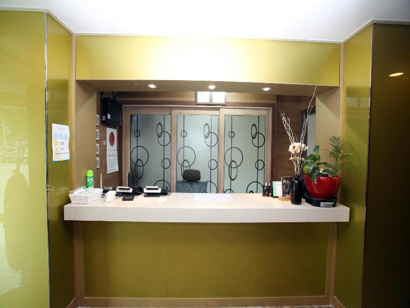 Champion Hotel image