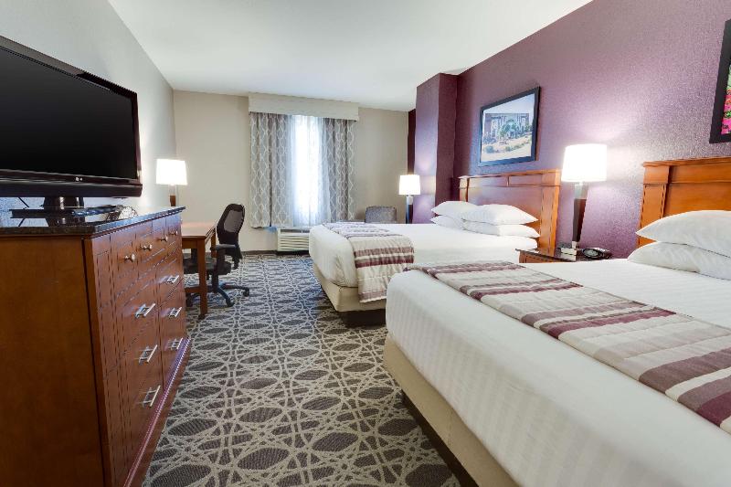 Drury Inn Suites Middletown Franklin image