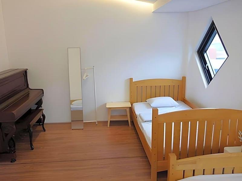 Mir Guesthouse image