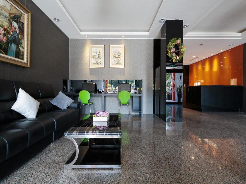 O House Hotel image