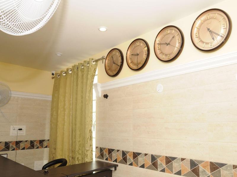 Saibala Inn Close To Chennai Airport image