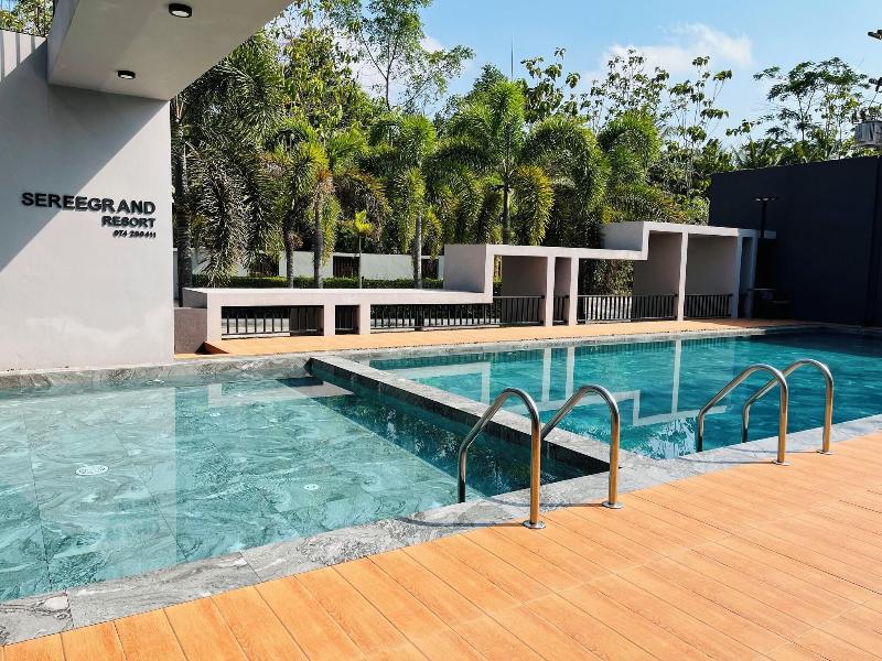 SEREE GRAND RESORT