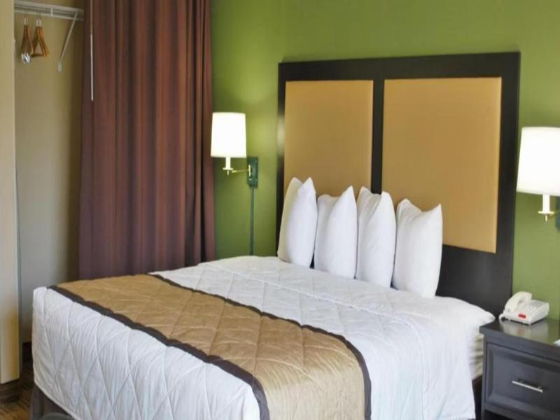 Candlewood Suites Beachwood Cleveland by IHG image