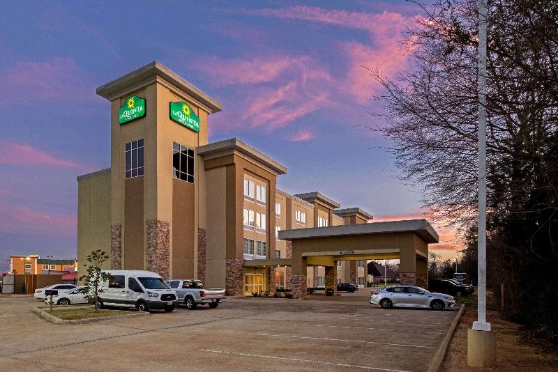 La Quinta Inn & Suites By Wyndham West Monroe image