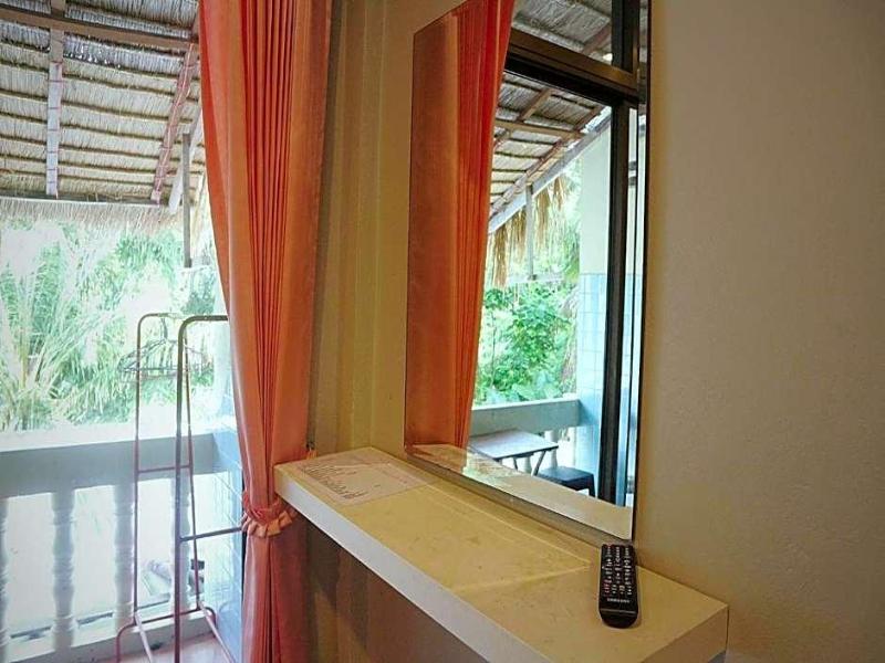 Marina Hut Guest House image