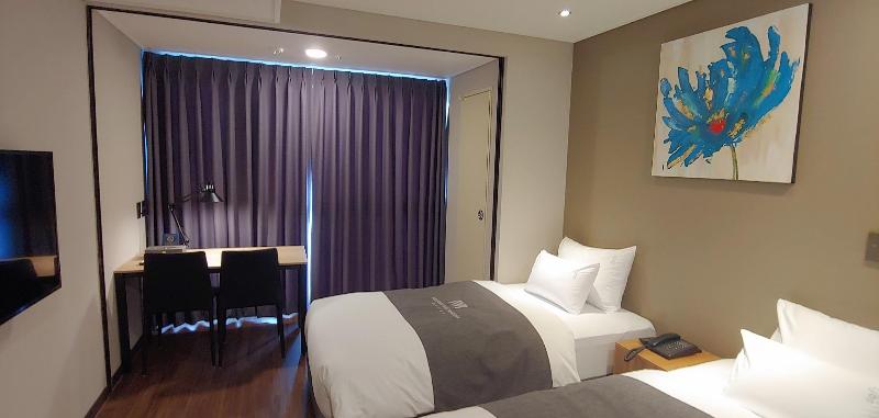 Westernbay Marina Hotel image