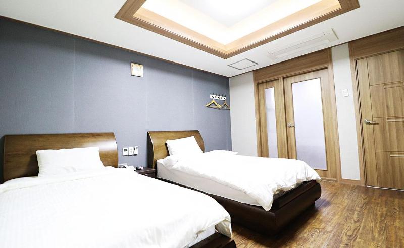 Chungju Grand Hotel