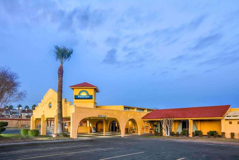 Days Inn by Wyndham Del Rio image