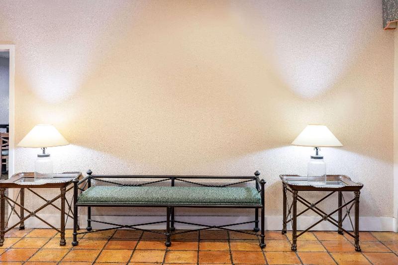 Days Inn by Wyndham Del Rio image