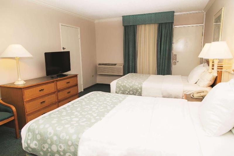 Days Inn by Wyndham Del Rio image
