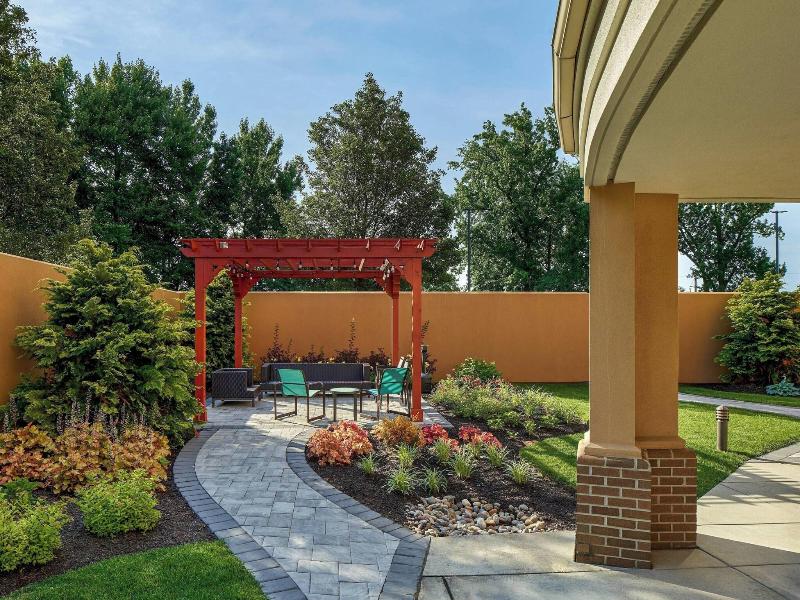 Courtyard Philadelphia Langhorne image