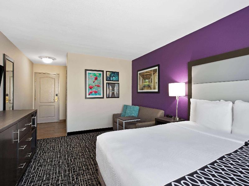 La Quinta Inn & Suites Pharr North Mcallen image