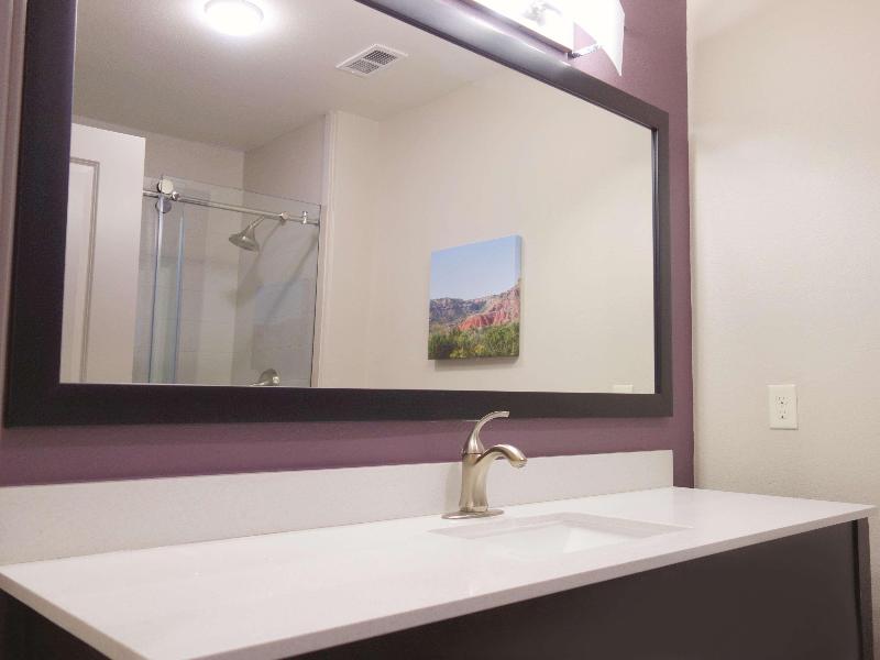 La Quinta by Wyndham Pampa image