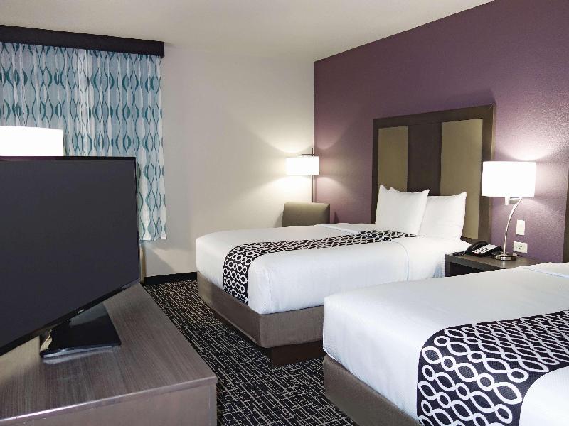 La Quinta by Wyndham Pampa image