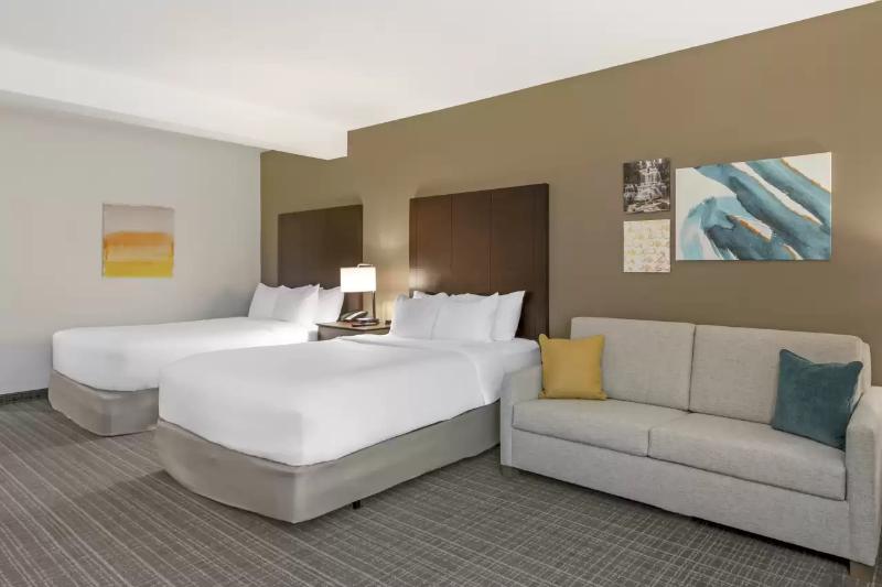Comfort Inn & Suites Verona At Turning Stone Resor image
