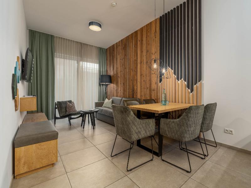 Elements Resort Zell am See image