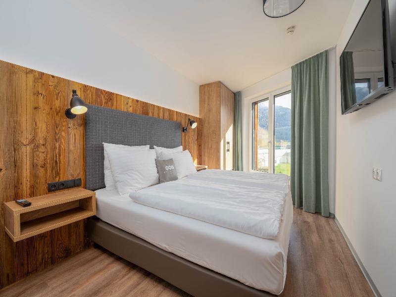 Elements Resort Zell am See image