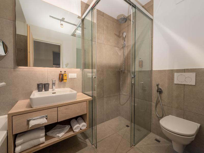 Elements Resort Zell am See image