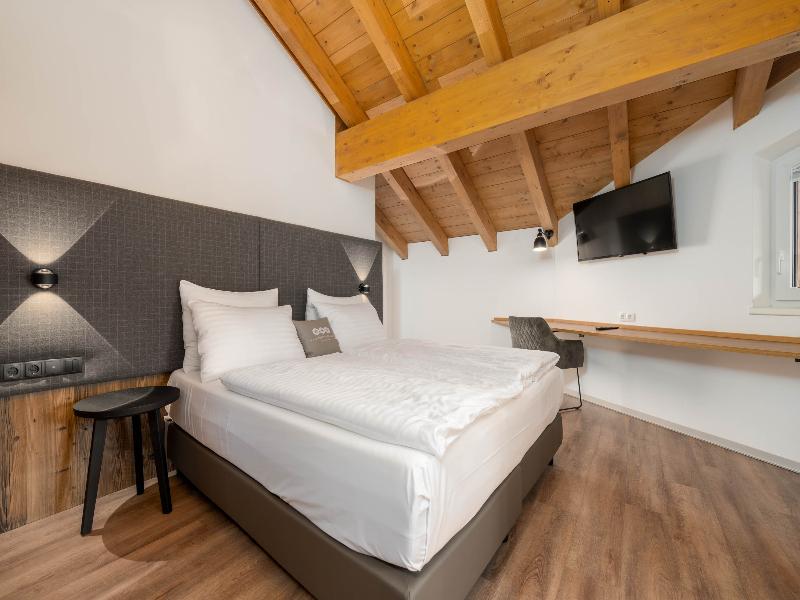 Elements Resort Zell am See image