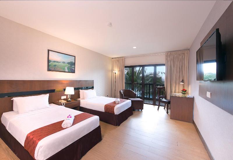 Amverton Cove Golf and Island Resort image