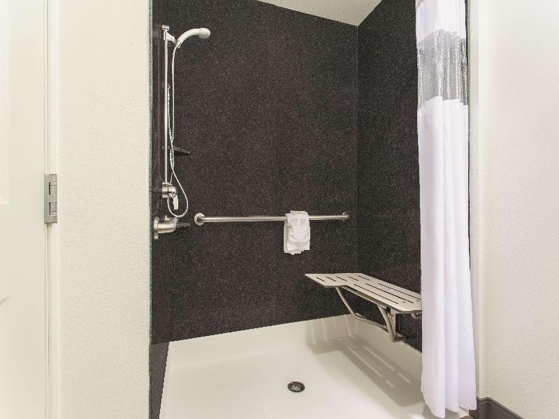 La Quinta Inn & Suites Tumwater - Olympia image