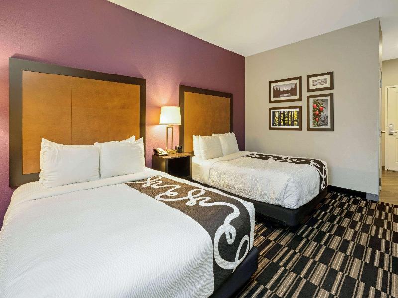 La Quinta Inn & Suites Tumwater - Olympia image