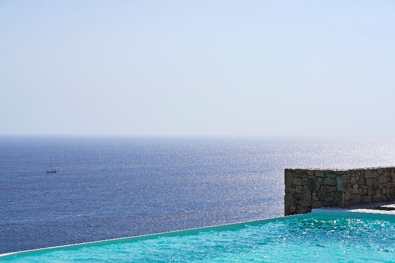 Radisson Blu Euphoria Resort
