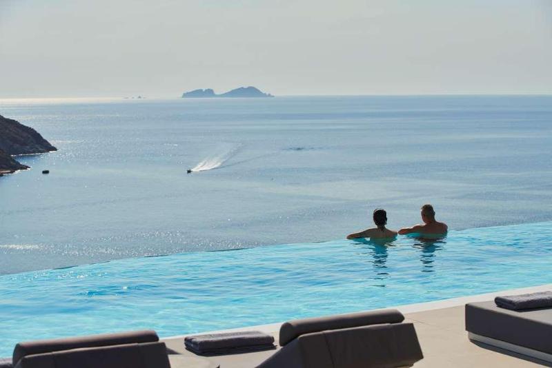 Radisson Blu Euphoria Resort