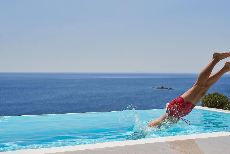 Radisson Blu Euphoria Resort