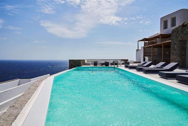 Radisson Blu Euphoria Resort