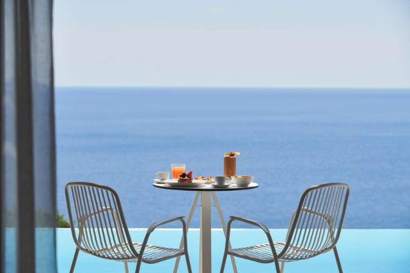 Radisson Blu Euphoria Resort
