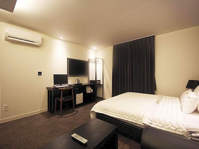 MU HOTEL image