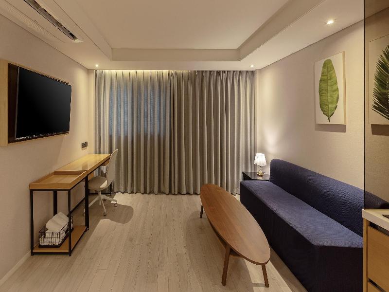 Hotel Londoner Gwanganlli image