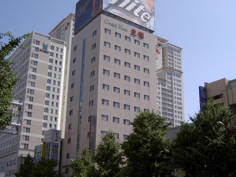 Central Hotel image