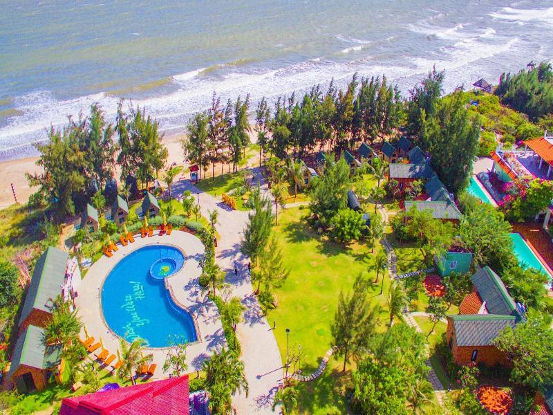 LongHai Channel Beach Resort & Cafe image