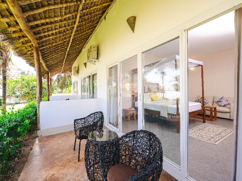 Tanzanite Beach Resort image