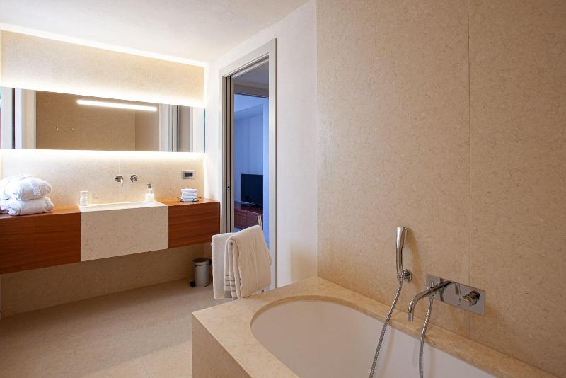 Il Leccio Luxury Resort image