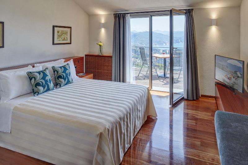 Il Leccio Luxury Resort image