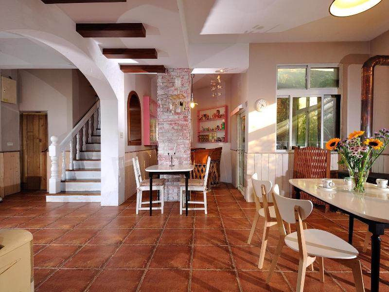 Sunnyrain Bed and Breakfast image
