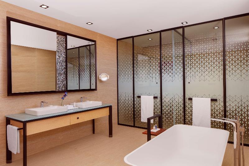 Radisson Blu Resort Maldives image