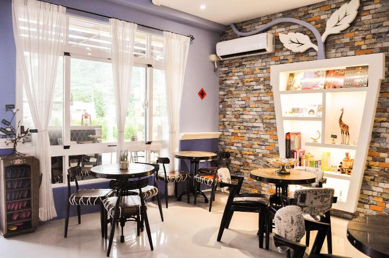 Sun Giraffe Taitung Bnb image